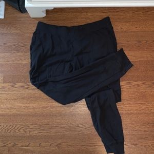 Hanes Black sweatpants